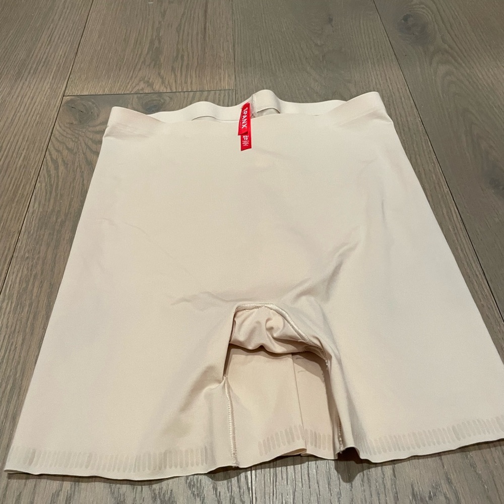 Spanx Girl Short